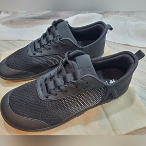 NWT Hike Footwear Stride Black Low Zero Drop Barefoot Sneakers SIZE EU41 WOMENS